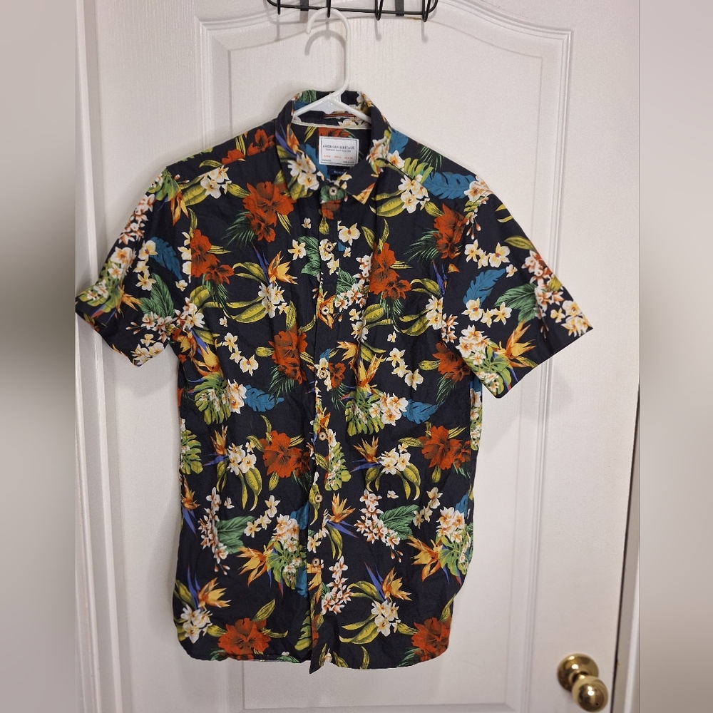 AMERICAN HERITAGE/ MEDIUM/ HAWAIIAN BUTTON DOWN SHIRT/ MULTICOLOR